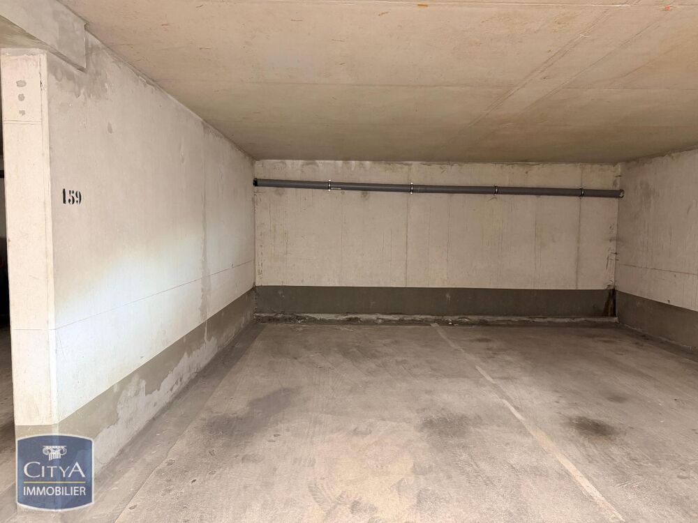location Parking / Garage Marseille 9