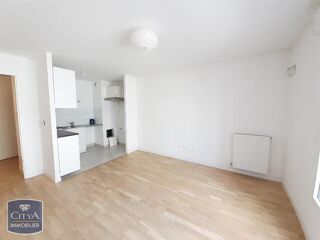 Appartement à louer 2 pièces 47 m²