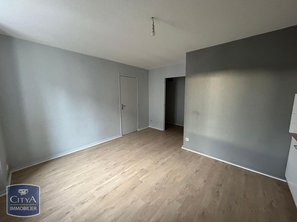 location Appartement - 1 pi�ce(s) - 30 m� Oyonnax (01100)