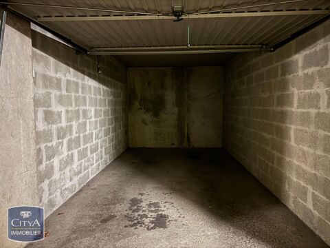  Parking / Garage � louer 