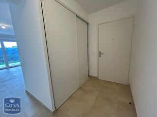  Appartement à louer 2 pièces 45 m²