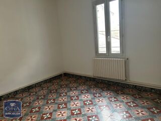  Appartement à louer 4 pièces 100 m²