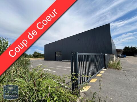 &Agrave; LOUER : Entrep&ocirc;t spacieux situ&eacute; &agrave; Champdieu (42600)... 9800 42600 Champdieu