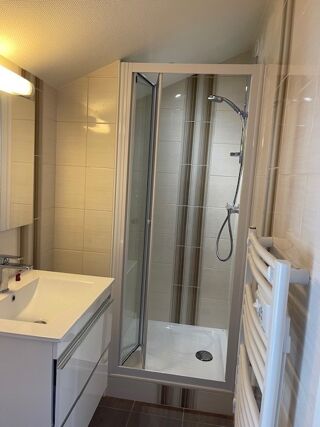  Appartement à louer 3 pièces 61 m²