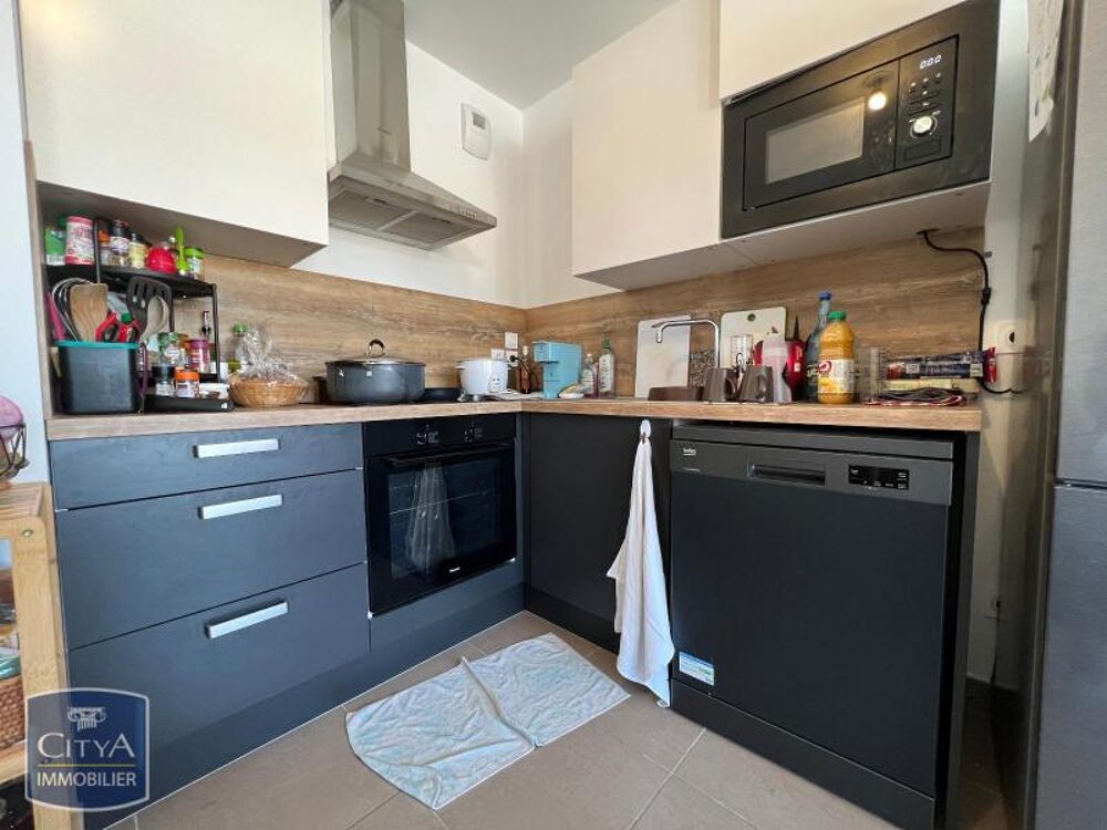 location Appartement - 3 pièce(s) - 62 m² L'Isle-sur-la-Sorgue (84800)