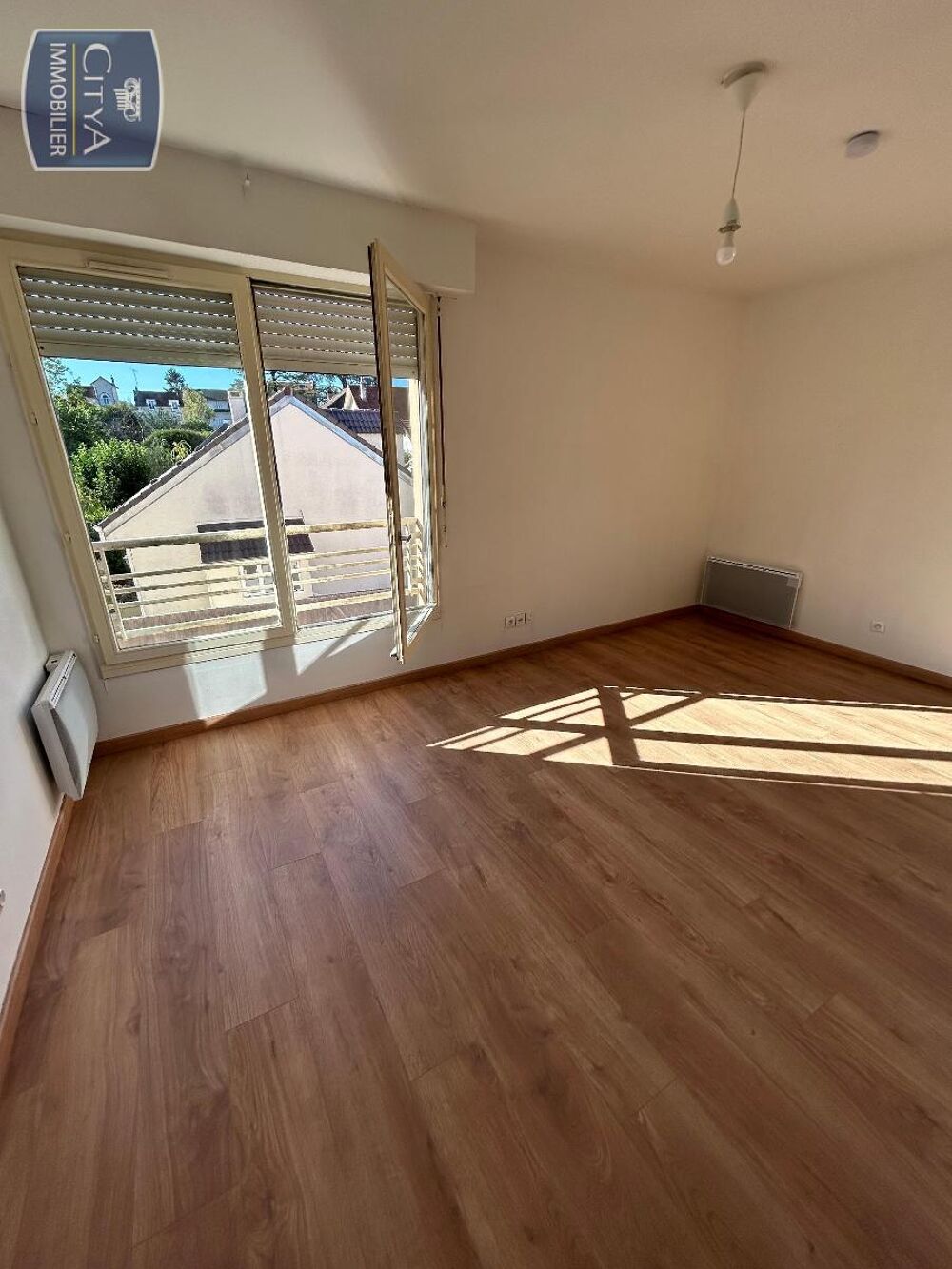 À LOUER : Appartement T1 à Arpajon, situé dans un quarti....