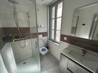  Maison à louer 8 pièces 148 m²
