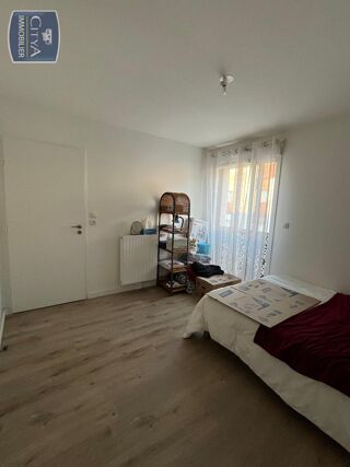  Appartement à louer 2 pièces 42 m²
