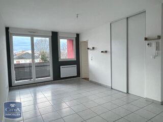  Appartement à louer 2 pièces 50 m²