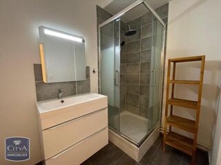  Appartement à louer 2 pièces 36 m²