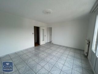  Appartement à louer 4 pièces 67 m²