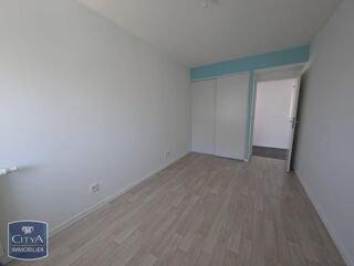  Appartement à louer 4 pièces 89 m²