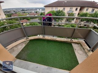  Appartement à louer 3 pièces 63 m²