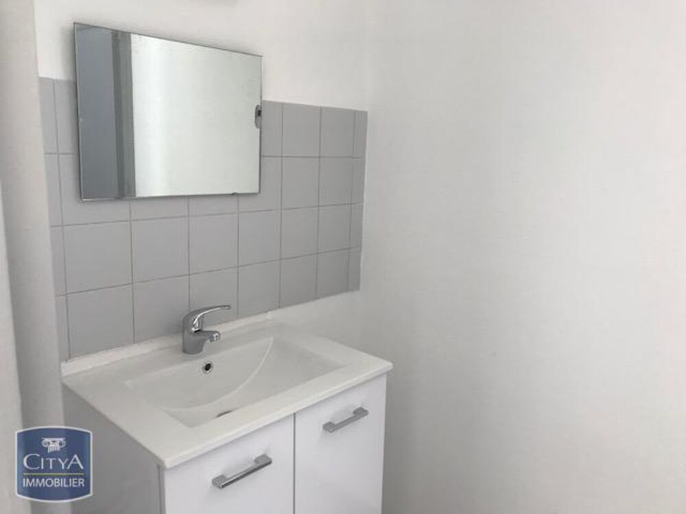 À LOUER : Appartement T1 situé à Châteauroux, dans le dé....