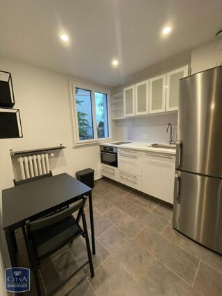 location Appartement - 1 pièce(s) - 25 m² Nogent-sur-Marne (94130)