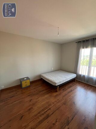  Appartement à louer 3 pièces 70 m²