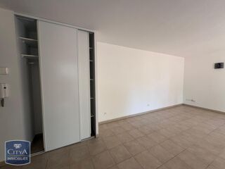  Appartement à louer 4 pièces 87 m²