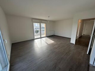  Appartement à louer 3 pièces 68 m²
