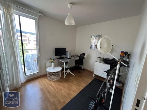  Appartement  louer 4 pices 80 m