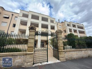  Appartement à louer 4 pièces 115 m²