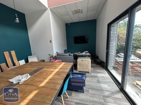   Location / Local Commercial - 220 m² 