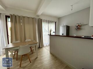  Appartement à louer 2 pièces 44 m²