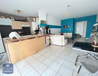  Appartement à louer 3 pièces 63 m²