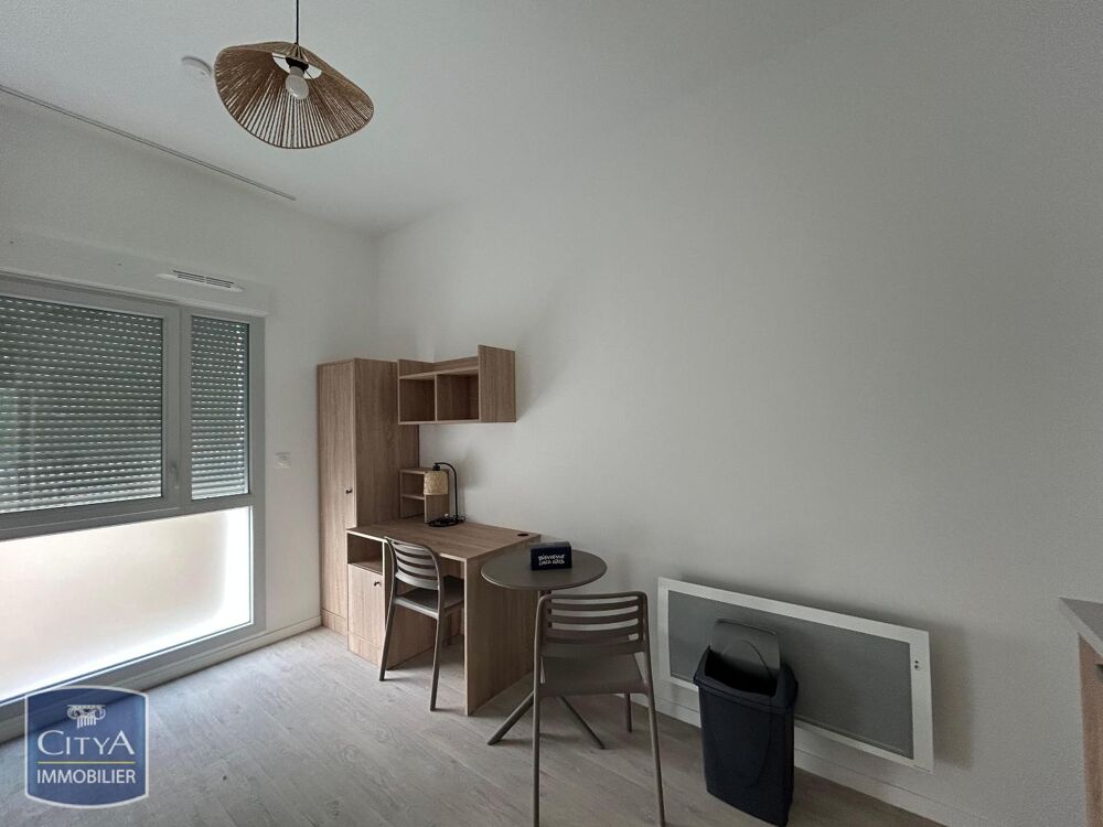 location Appartement - 1 pièce(s) - 26 m² La Rochelle (17000)