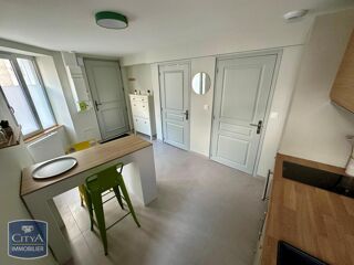 Appartement à louer 2 pièces 28 m²