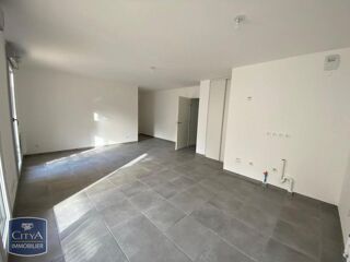  Appartement à louer 3 pièces 60 m²