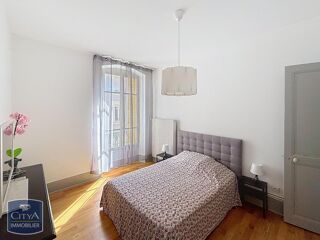  Appartement à louer 2 pièces 51 m²