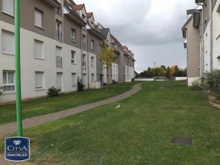  Appartement à louer 4 pièces 94 m²