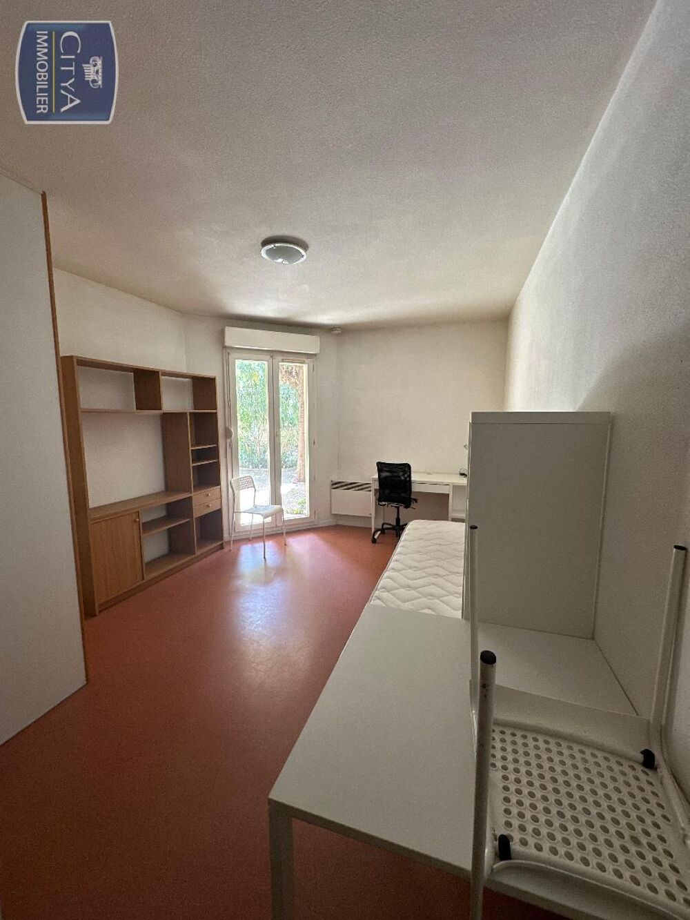 EXCLUSIVITÉ - STUDIO ÉTUDIANT - NIMES CENTRE À louer : J....