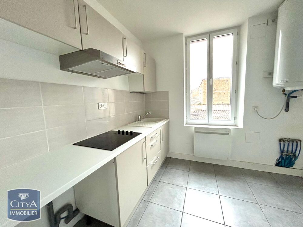 APPARTEMENT T2 AVEC CUISINE EQUIPÉE A LOUER : Situé à Mo....