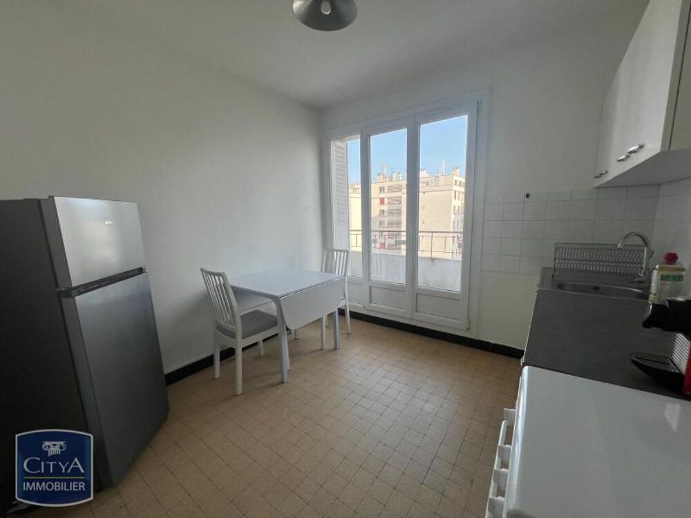 EXCLUSIVITÉ - Grand T1 MEUBLE de 31.15m² - EN BON ÉTAT G....