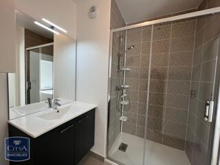  Appartement à louer 2 pièces 42 m²