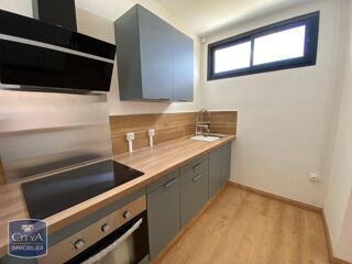  Appartement à louer 4 pièces 105 m²