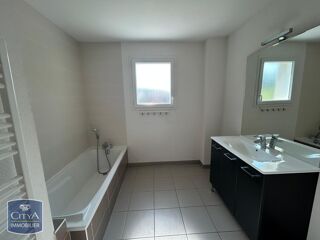  Maison à louer 5 pièces 110 m²