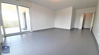  Appartement à louer 4 pièces 104 m²