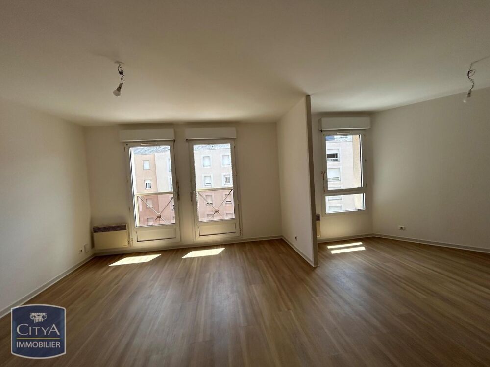 location Appartement - 1 pièce(s) - 44 m² Châteauroux (36000)