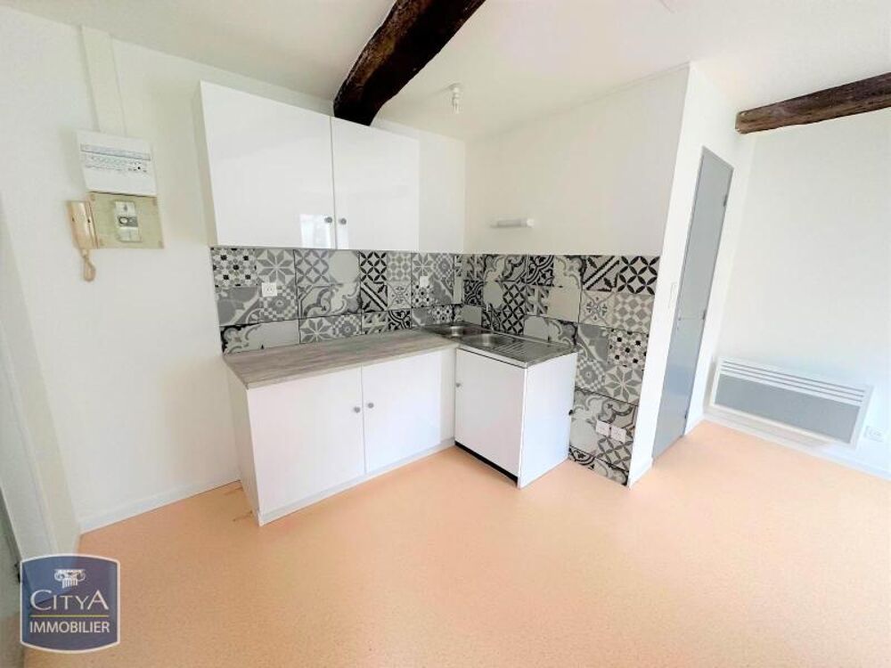 À LOUER : Découvrez cet appartement T1 idéalement situé ....