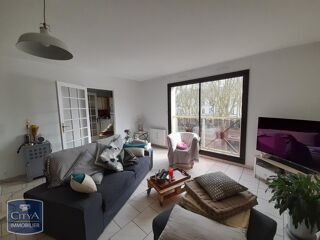  Appartement à louer 4 pièces 97 m²