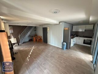  Appartement à louer 4 pièces 81 m²
