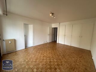  Appartement à louer 1 pièce 29 m²