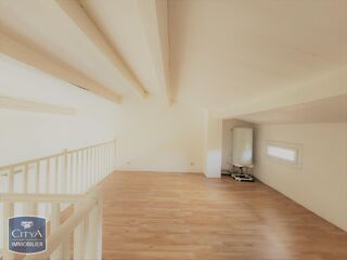  Appartement à louer 2 pièces 45 m²