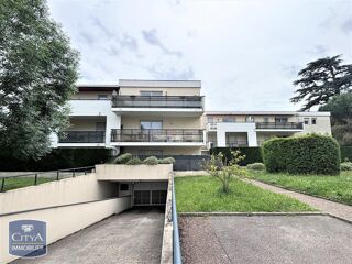  Appartement à louer 2 pièces 49 m²