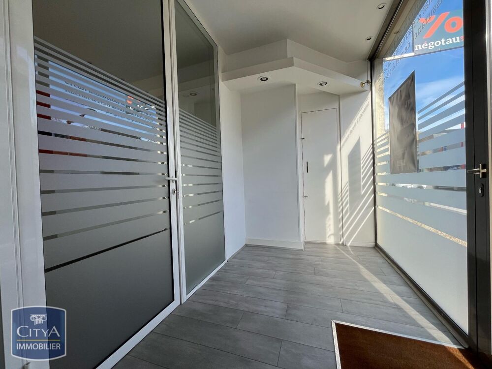   Location / Local Commercial - 16 m² 