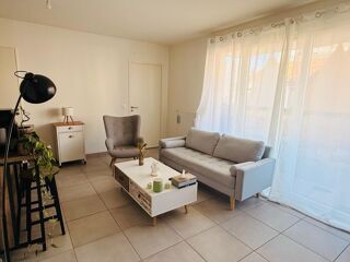  Appartement à louer 2 pièces 44 m²