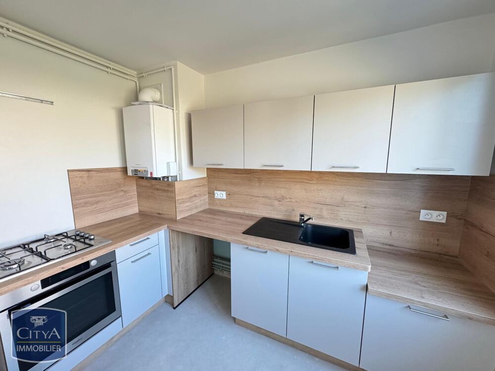 location Maison - 4 pièce(s) - 77 m² Le Mans (72000)