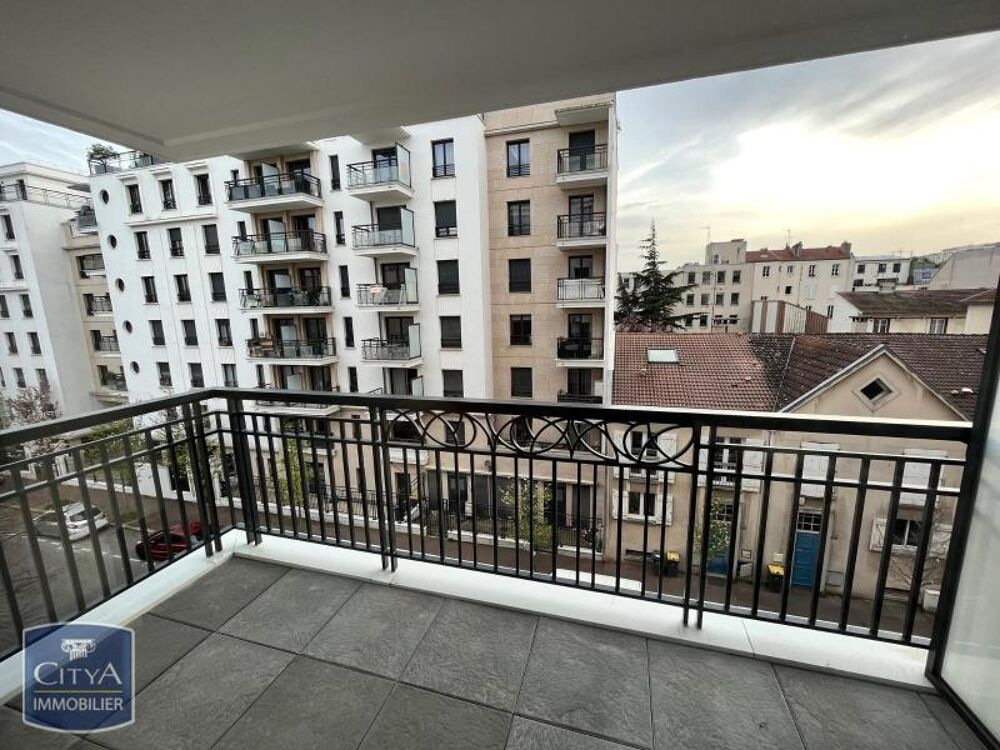 EXCLUSIVITÉ - APPARTEMENT 3 PIÈCES MEUBLE AVEC BALCON À ....